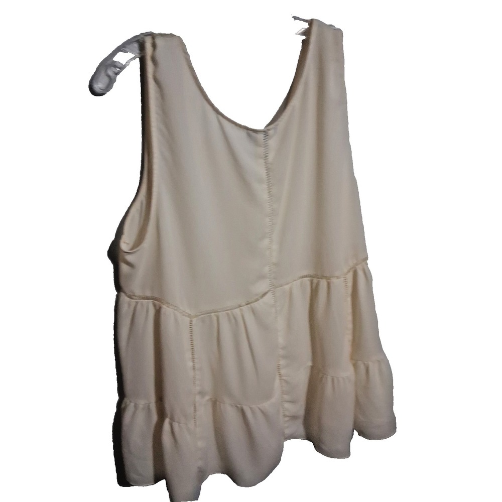 Jessica Simpson Tank Womens 1X Off‎ White Cream V Neck Summer Casual Ruffle